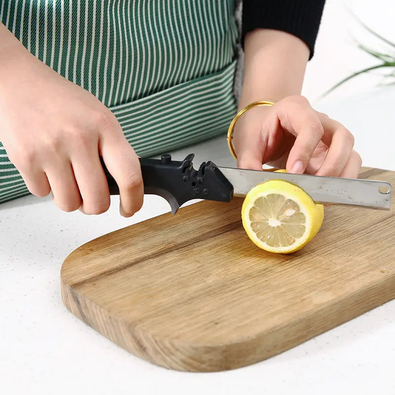Clever Cutter - 2 in 1 Kitchen Knife / Cleaver Cutters